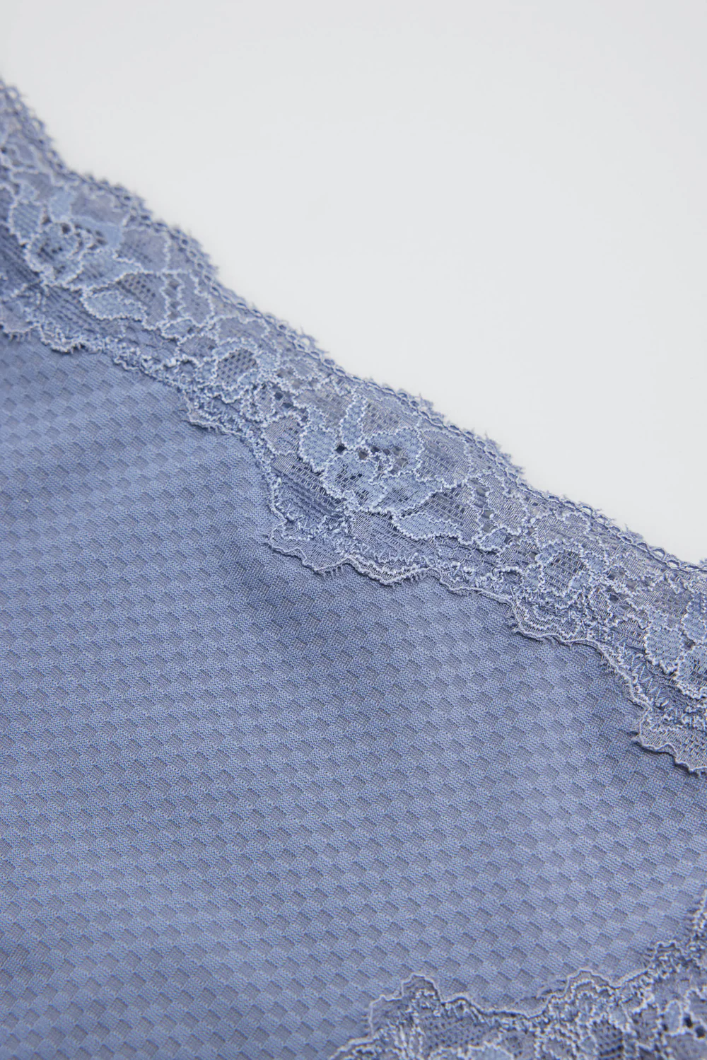 Cueca midi com renda - Image 9