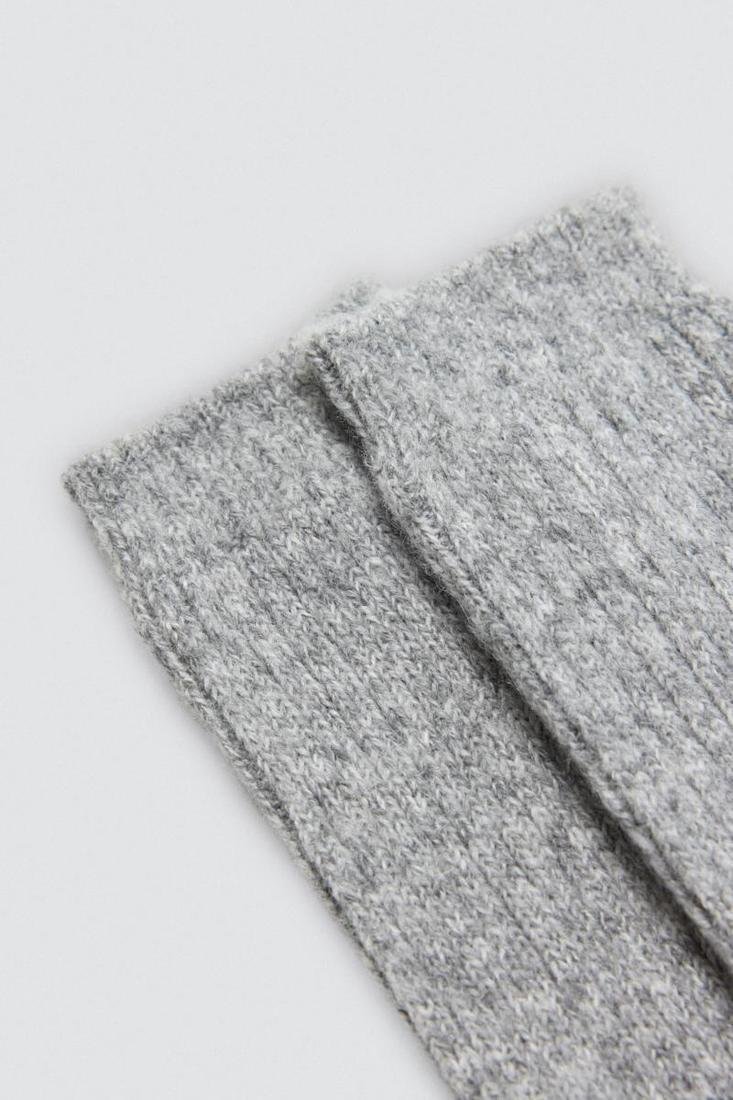 Meias longas básicas para mulheres com punho antipressão e toque extra macio. - Image 4